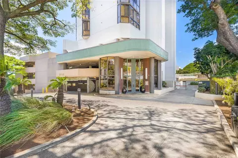 2040 Nuuanu Ave #1702, Honolulu, HI 96817