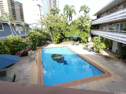 1427 Alexander St #201, Honolulu, HI 96822