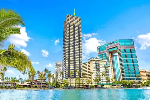 444 Niu St #1715, Honolulu, HI 96815