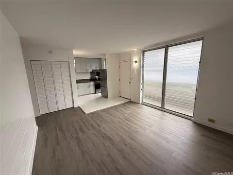 747 Kinau St #14, Honolulu, HI 96813
