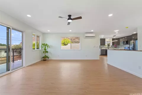 87-102 Kulaaupuni St #1, Waianae, HI 96792