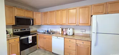 2240 Kuhio Ave #1006, Honolulu, HI 96815