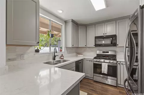 87-863 Kulauku St, Waianae, HI 96792