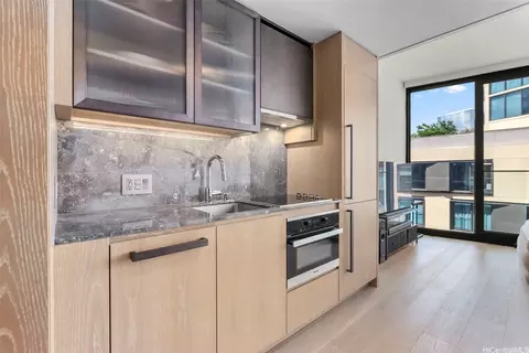 1000 Auahi St #733, Honolulu, HI 96814