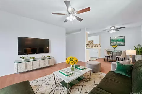 94-716 Paaono St #X6, Waipahu, HI 96797