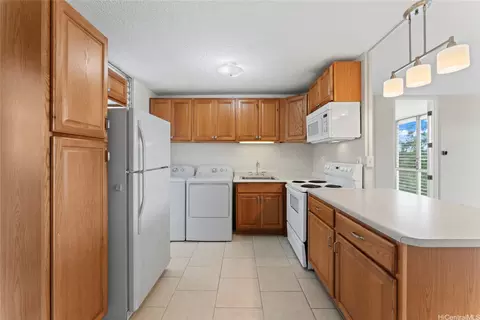 95-2048 Waikalani Pl #D604, Mililani, HI 96789