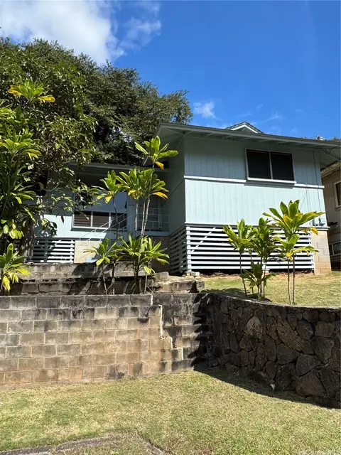 3606 Halekipa Pl, Honolulu, HI 96816