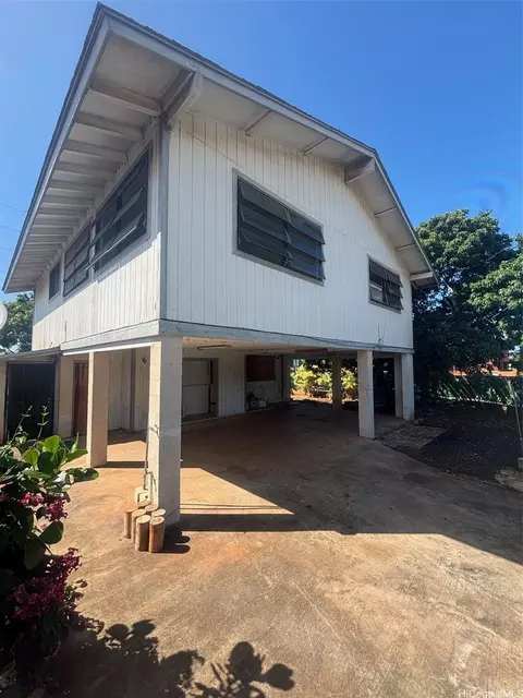 1005 Ala Oli St, Honolulu, HI 96818