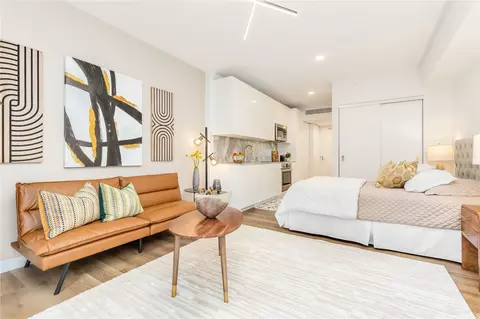 987 Queen St #510, Honolulu, HI 96814