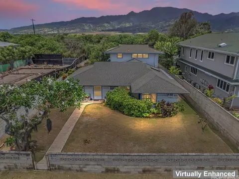 68-264 Crozier Loop, Waialua, HI 96791