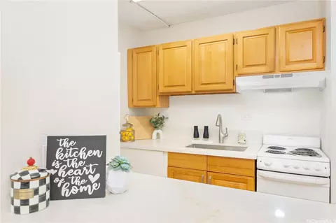98-142 Lipoa Pl #103, Aiea, HI 96701