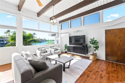 6312 Ookala Pl, Honolulu, HI 96825