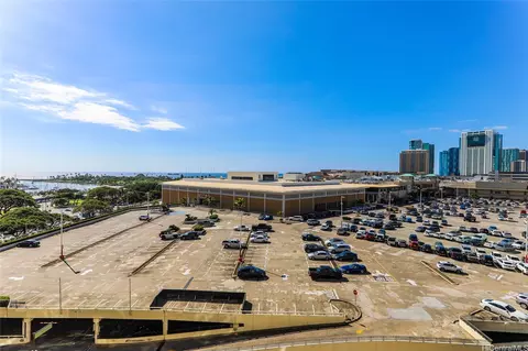 410 Atkinson Dr #956, Honolulu, HI 96814