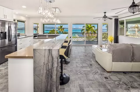 53-658 Kamehameha Hwy, Hauula, HI 96717