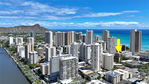 2425 Kuhio Ave #502, Honolulu, HI 96815