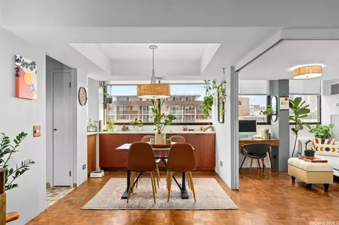 1114 Punahou St #4B, Honolulu, HI 96826