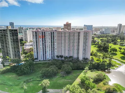 3054 Ala Poha Pl #1902, Honolulu, HI 96818