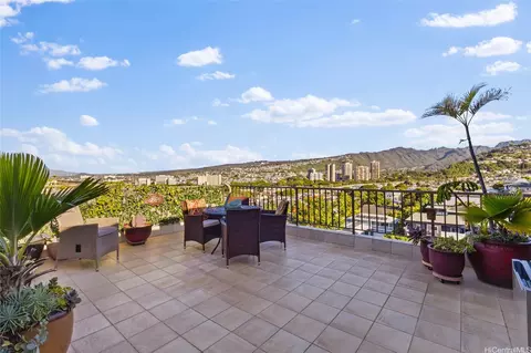 217 Prospect St #M8, Honolulu, HI 96813
