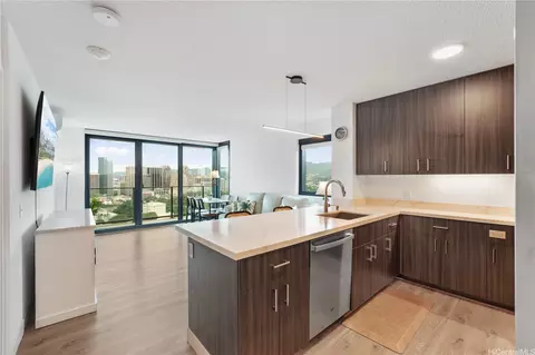 615 Keawe St #2703, Honolulu, HI 96813