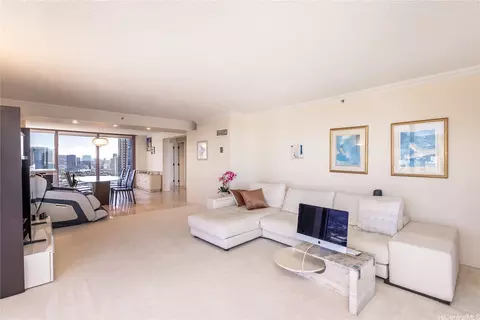 425 South St #3504, Honolulu, HI 96813