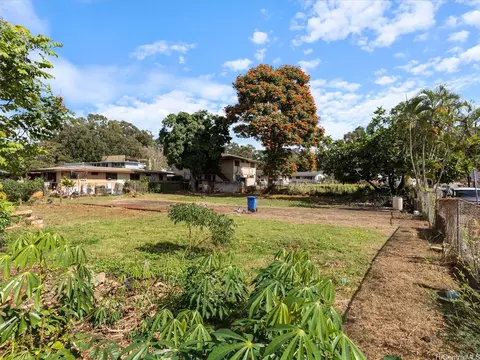 33 Lakeview Cir, Wahiawa, HI 96786