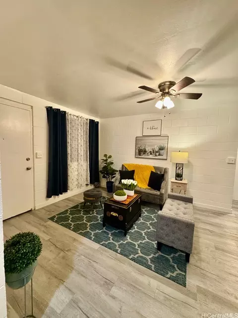 94-245 Leowahine St #2005, Waipahu, HI 96797
