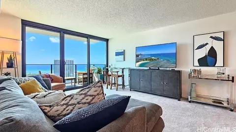 615 Keawe St #2108, Honolulu, HI 96813