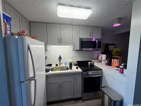 1060 Kamehameha Hwy #2608A, Pearl City, HI 96782