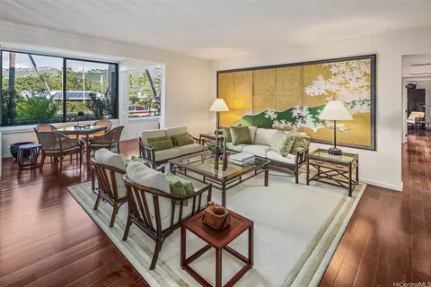 4999 Kahala Ave #101, Honolulu, HI 96816