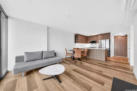 1515 Liona St #1904, Honolulu, HI 96814