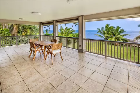 47-711 Kamehameha Hwy #2, Kaneohe, HI 96744