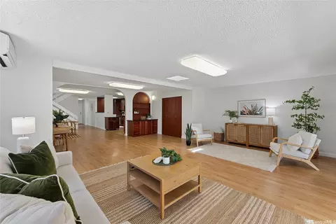95-716 Kahikinui Pl, Mililani, HI 96789