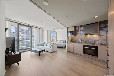 1000 Auahi St #2803, Honolulu, HI 96814