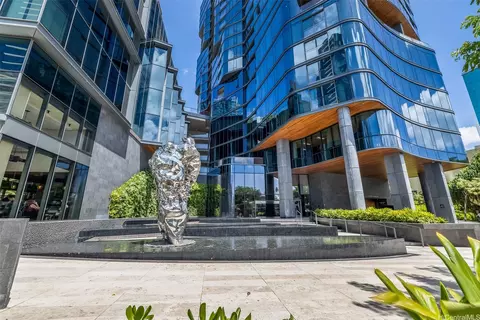 1108 Auahi St #1905, Honolulu, HI 96814
