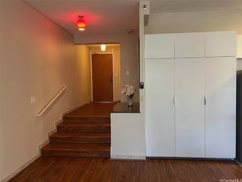 1088 Bishop St #1124, Honolulu, HI 96813