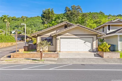 98-582 Kilinoe St #98, Aiea, HI 96701