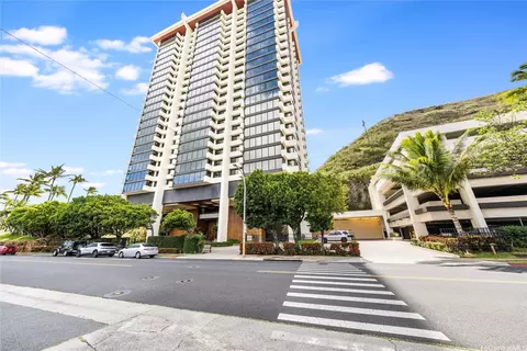 250 Kawaihae St #10E, Honolulu, HI 96825