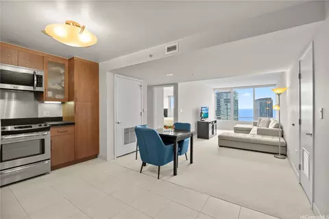 1009 Kapiolani Blvd #4206, Honolulu, HI 96814