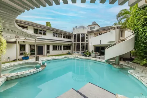 4640 Aukai Ave, Honolulu, HI 96816