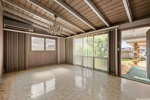 1892 Hookupa St, Pearl City, HI 96782