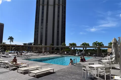 410 Atkinson Dr #1810, Honolulu, HI 96814