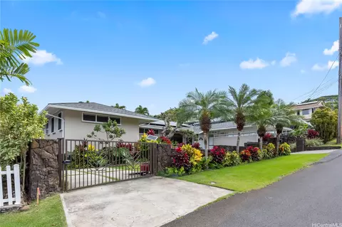 44-135 Kalenakai Pl, Kaneohe, HI 96744