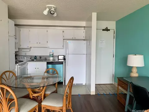 2240 Kuhio Ave #2804, Honolulu, HI 96815