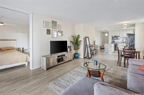 1717 Ala Wai Blvd #PH II7, Honolulu, HI 96815
