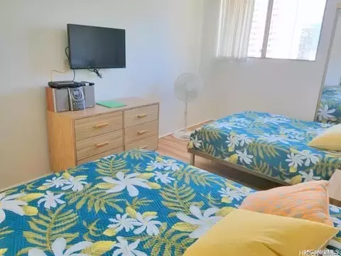 2240 Kuhio Ave #2001, Honolulu, HI 96815