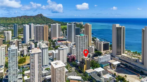 2425 Kuhio Ave #608, Honolulu, HI 96815