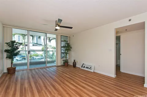 1133 Waimanu St #201, Honolulu, HI 96814