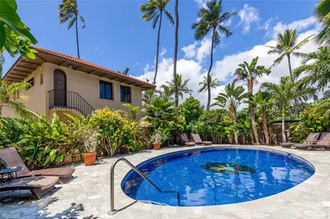2465 Ala Wai Blvd #1203, Honolulu, HI 96815