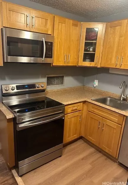 1600 Wilikina Dr #B402, Wahiawa, HI 96786