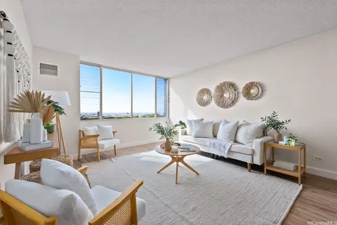 3045 Ala Napuaa Pl #912, Honolulu, HI 96818